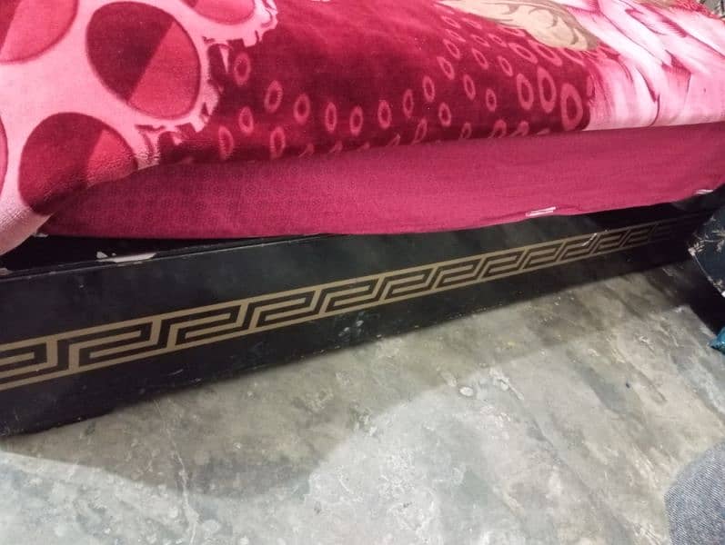 king size bed for sale good condition 1