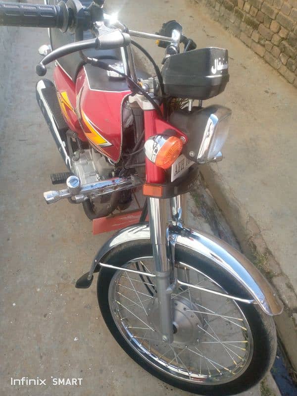 Honda 125 2021 model in excellent condition available for sale 1