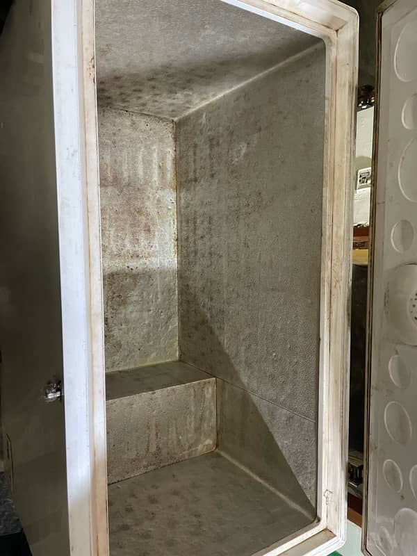 Double Freezer for Haier 10 by 10 condition 2