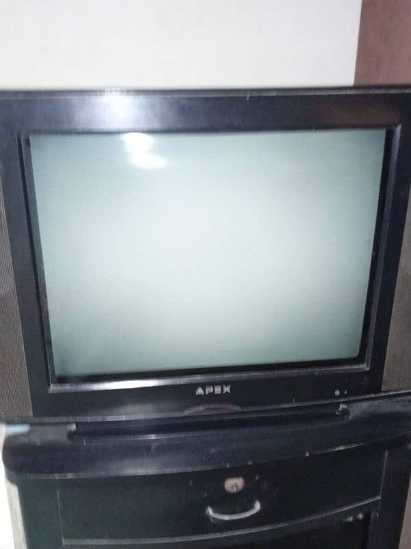 TV with trolley 0