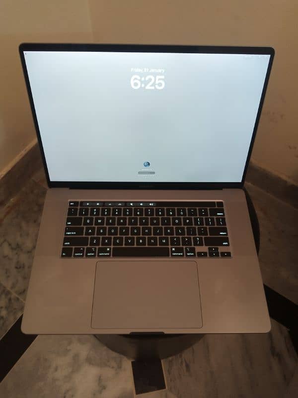 Apple Macbook Pro 2019 i9 16inch 6