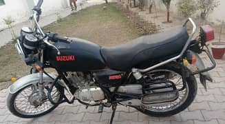 suzuki 150 in red clr