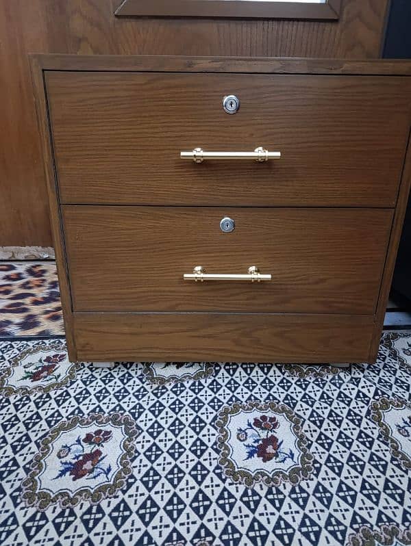 Dressing table for sale 2