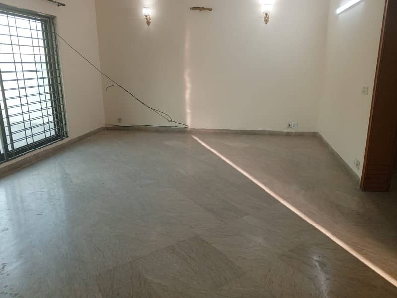 Dha Phase 2,10 Marla Upper Portion For Rent 1