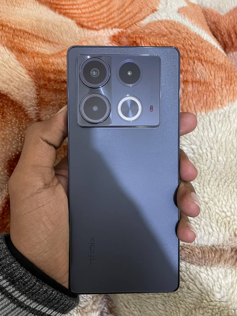 Infinix Note 40 0