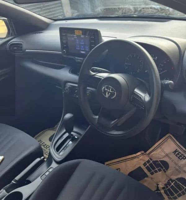 Toyota Yaris 2021 5