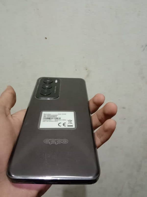 Oppo Reno 12 5g 1