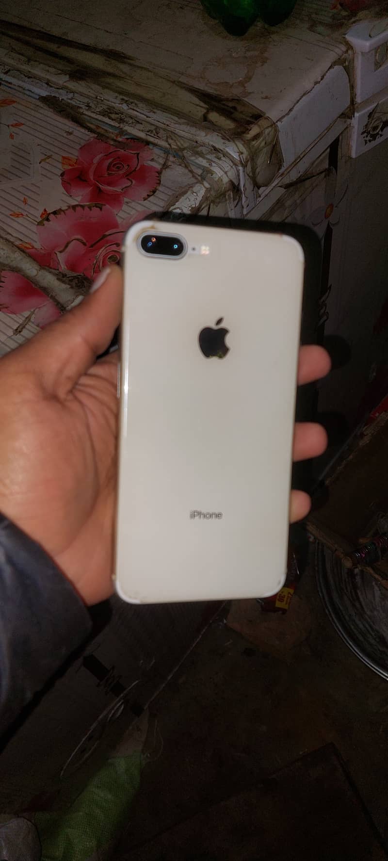 iPhone 8+ 64GB baypps 6