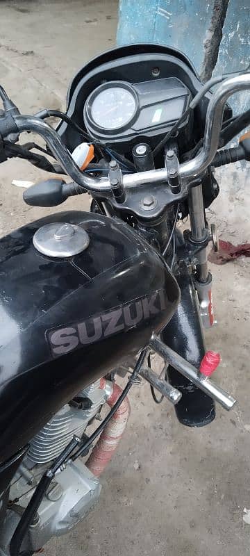 Suzuki 0