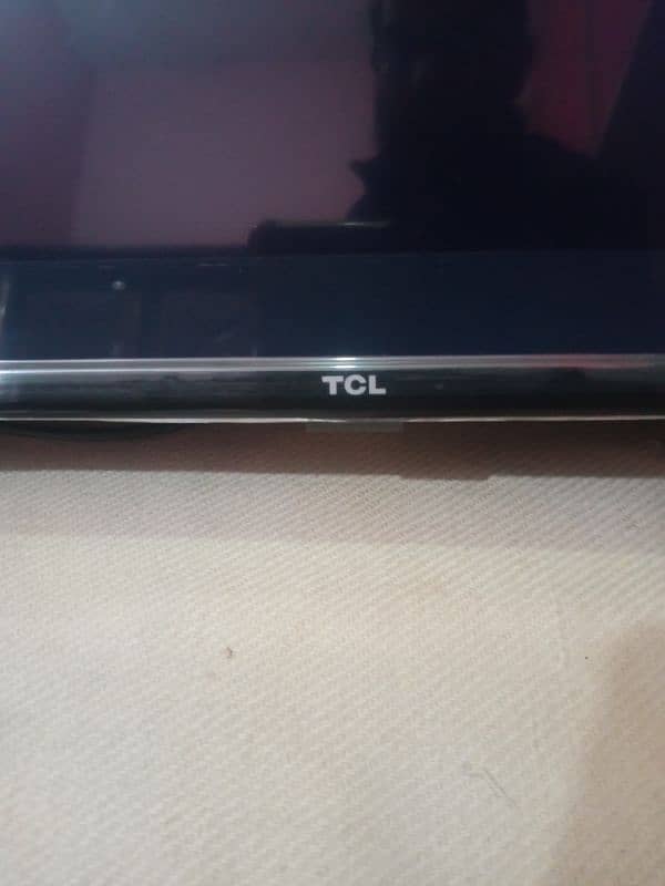 TCL LED 40 inches new ha choti lini ha 6