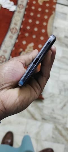 vivo v21 orignal 10/9 with box and original charger