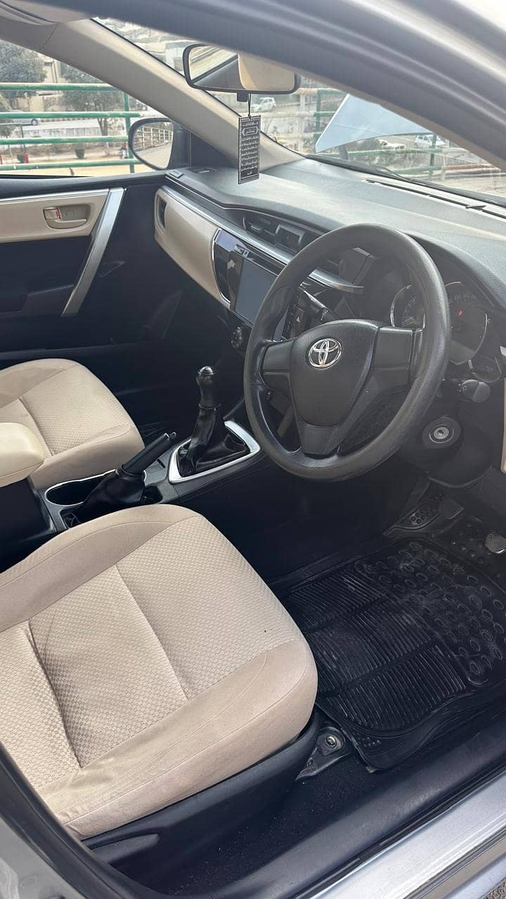 Toyota Corolla GLI 2015 6