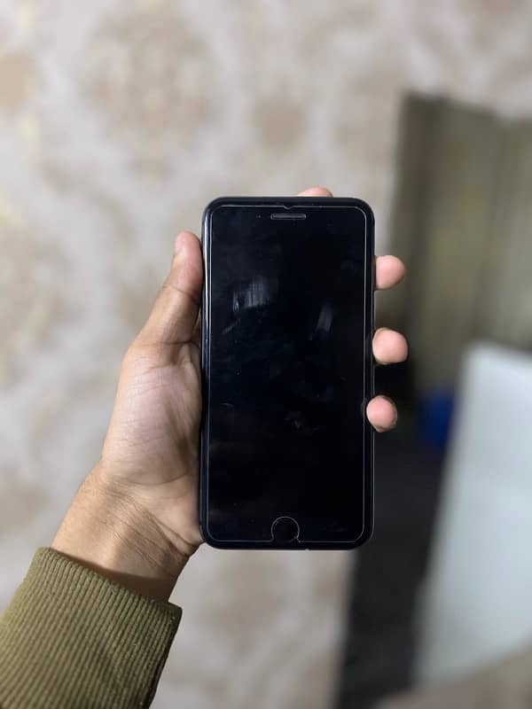 IPHONE 8PLUS 64gb (NON PTA) 1