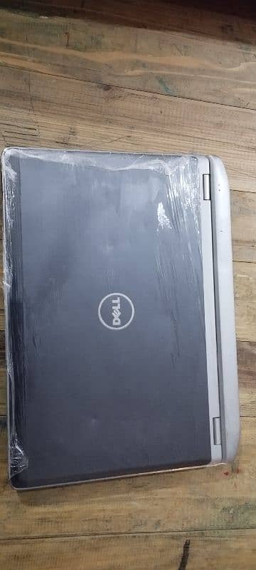 Dell laptop 3