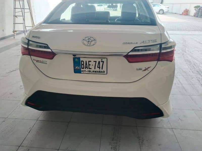 Toyota Corolla Altis 2022 4