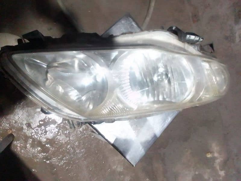 toyota corolla headlight 1