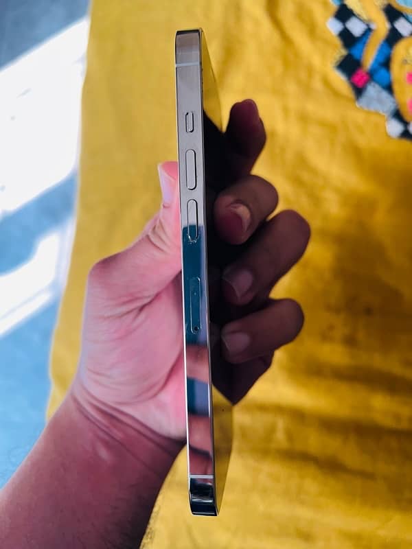 iphone 13 pro 256gb PTA Approved 5