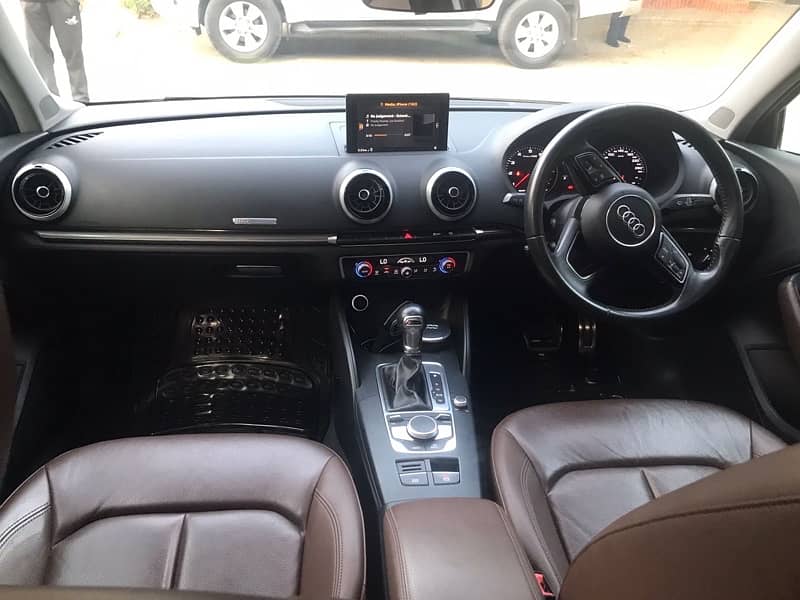 Audi A3 2018 Full option 8