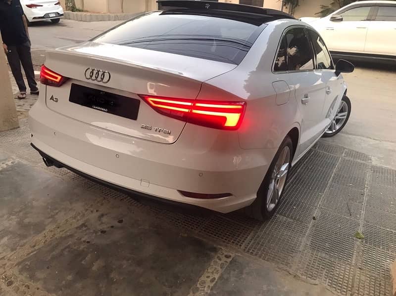 Audi A3 2018 Full option 10