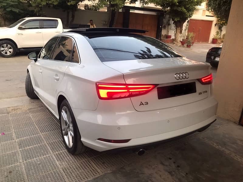 Audi A3 2018 Full option 12