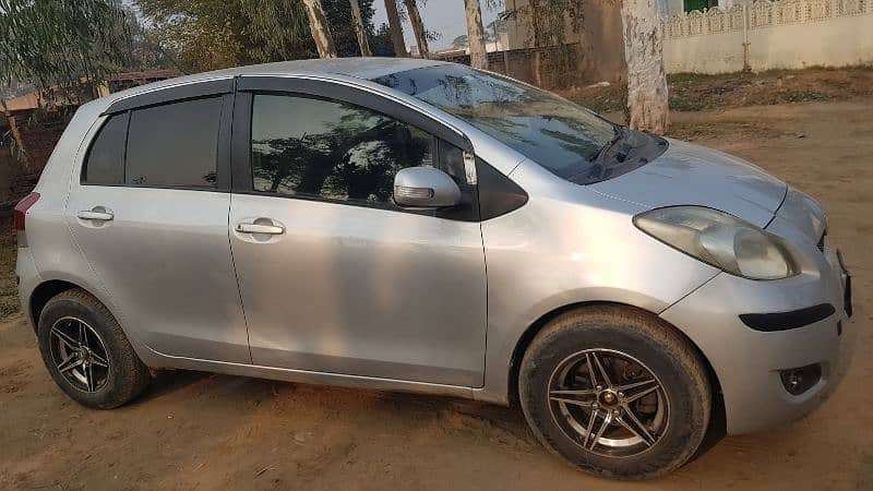 Toyota Vitz 2011. . exchange possible with up model car 660 r sedan car 15