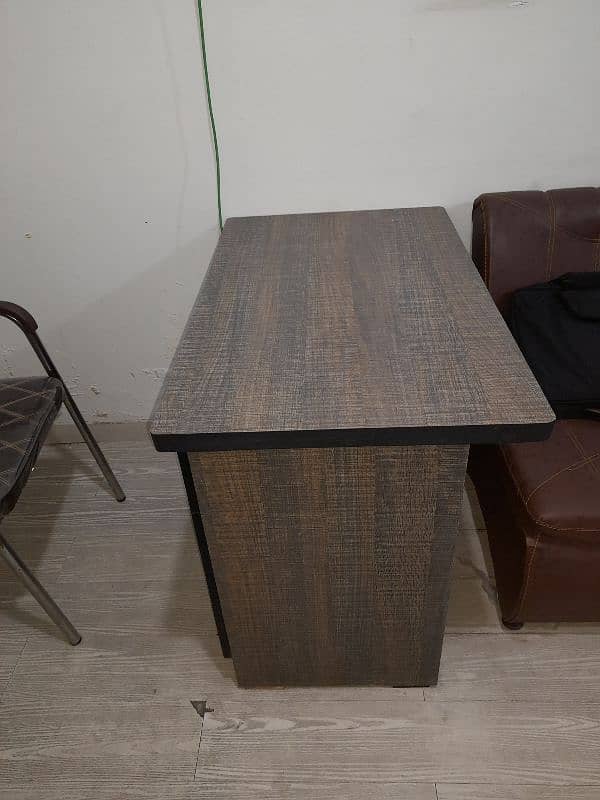 Office sofa sety pair, table and stylish counter for urgent sale. 5