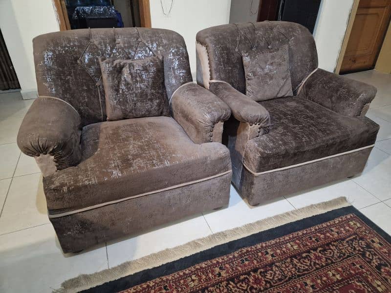 7 Seater Sofa Immaculate Condtion 0