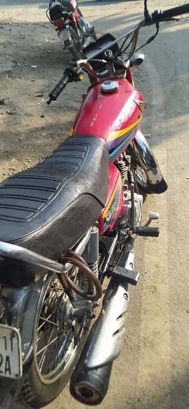 Honda CG 125 2011 MODEL SALE 5