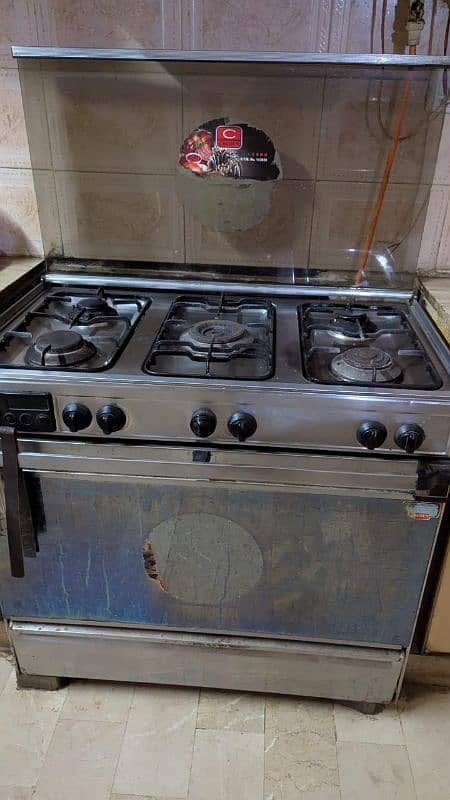 used stove in working condition. all burners works 2