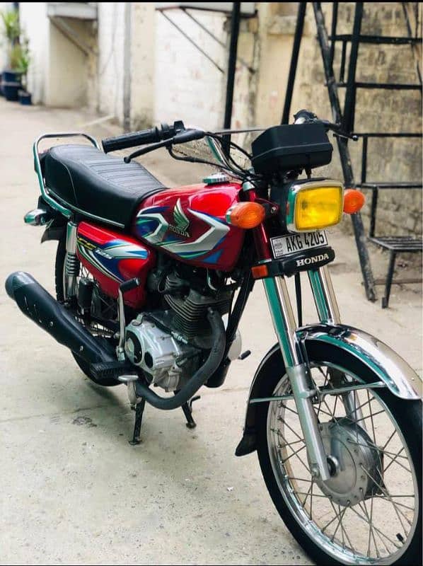 Honda 125 model 22 All Punjab no location bhara kahu Islamabad 3