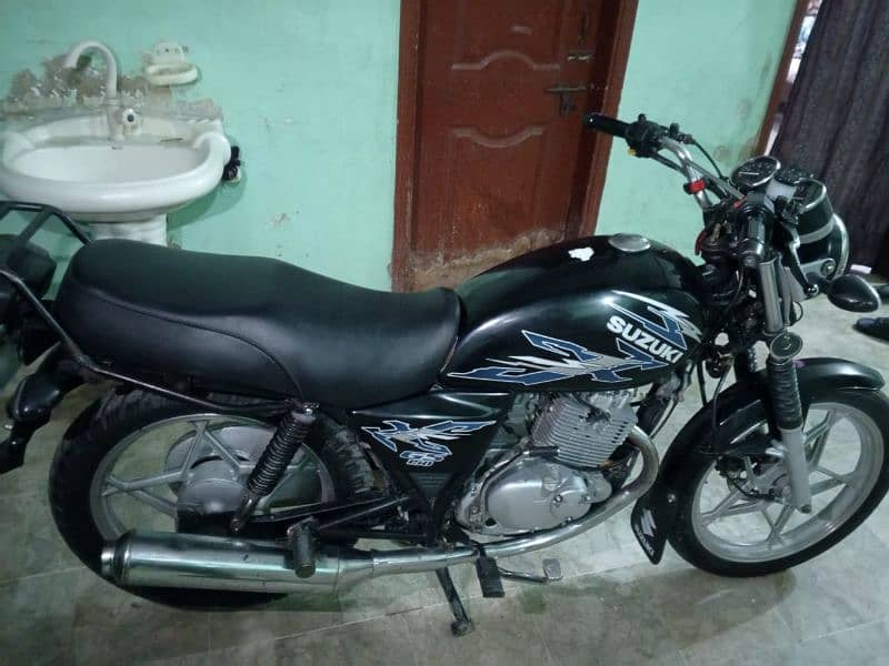 SUZUKI GS 150 5