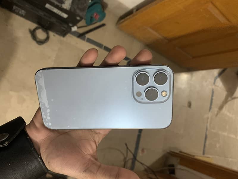 selling iphone 13 pro pta approved 10/10 condition pta approved 1