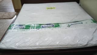 Medicated king size mattress in new condition