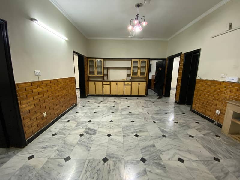 60*90 Double Storey 6 Bedrooms House For Sale in i-8 Islamabad 1