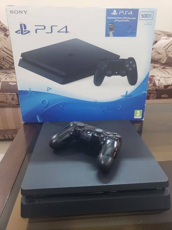 ps4 slim 500 GB with box and accessories 0