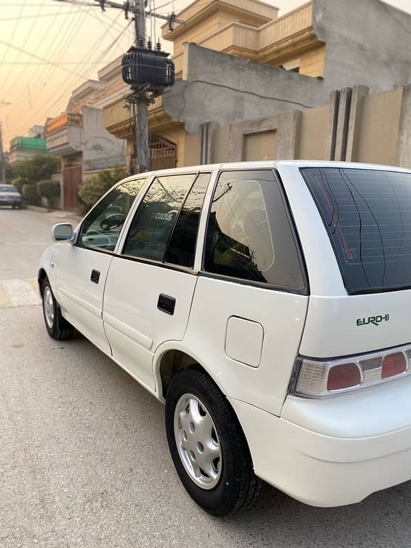 Suzuki Cultus 2012 1