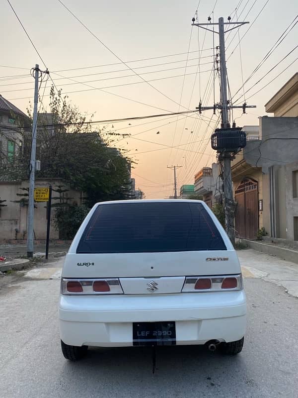 Suzuki Cultus 2012 3