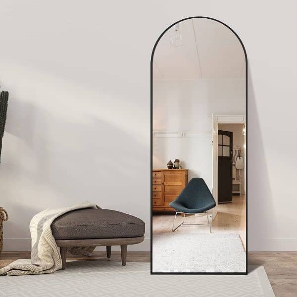 Dome/standing mirror for sale. 2