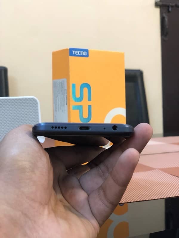 Tecno Spark 8C 3+3/64 All original All new 10/10 condition 2