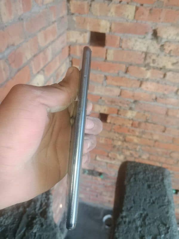 vivo V20 mobile for sell box charger all okay 2