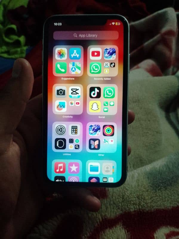 iphone XR 5