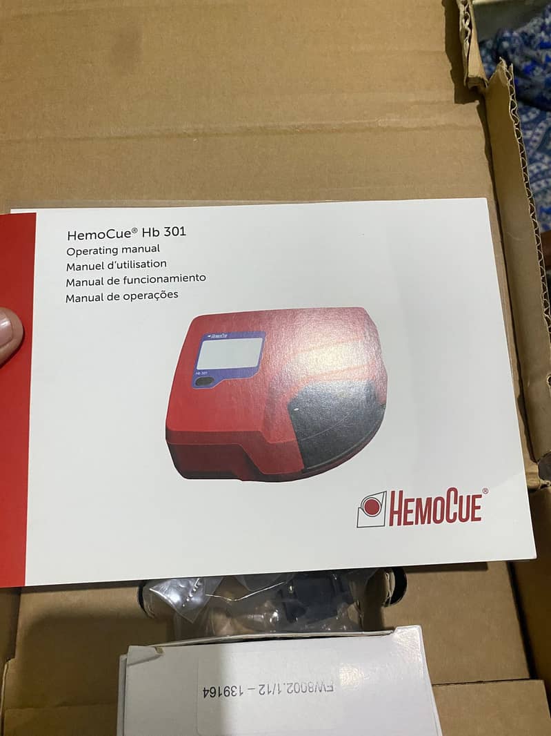 HemoCue Hb 301 (blood testing machine) 3