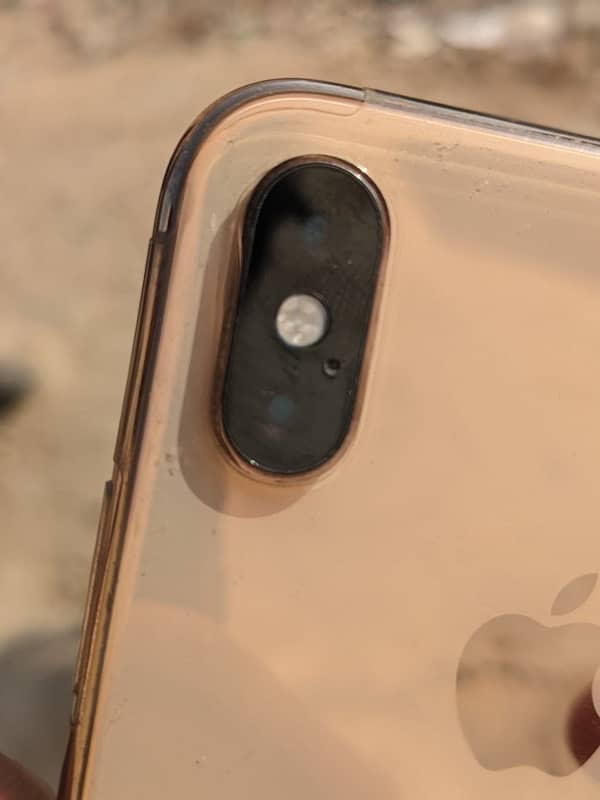 iPhone Xs 5