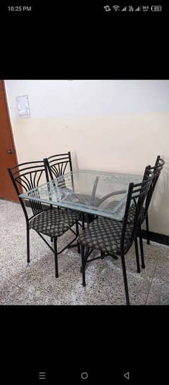 dinning table with 3 chairs