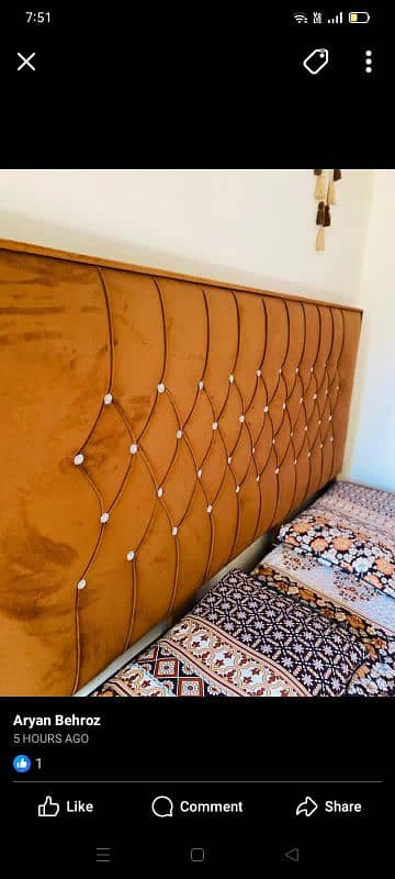 bed in a very good condition like new 1