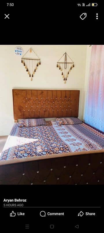 bed in a very good condition like new 3