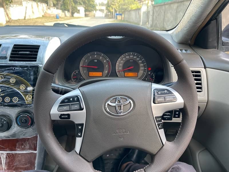 Toyota Corolla Altis SR 1.8 9