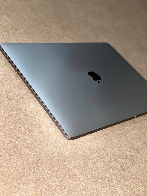 Macbook Pro 2019 16" CTO 2