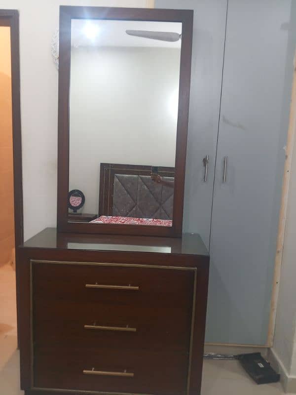 Bed, side table, Dressing, Wardrobe 1