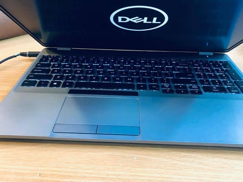 Dell Latitude Core i7 10th generation condition like new 3